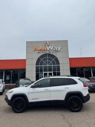 Jeep Cherokee 2016 4x4 Trailhawk 4dr SUV