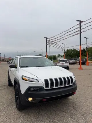 Jeep Cherokee 2016 4x4 Trailhawk 4dr SUV