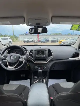 Jeep Cherokee 2018 4x4 Tech Connect 4dr SUV