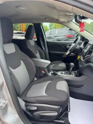 Jeep Cherokee 2018 4x4 Tech Connect 4dr SUV