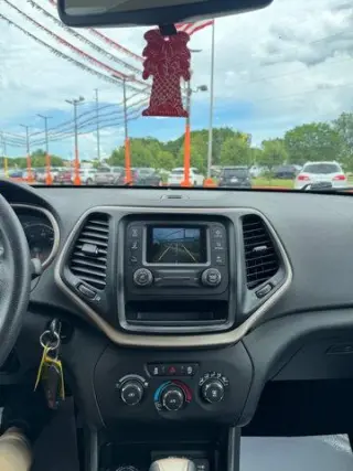 Jeep Cherokee 2018 4x4 Tech Connect 4dr SUV