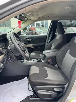 Jeep Cherokee 2018 4x4 Tech Connect 4dr SUV