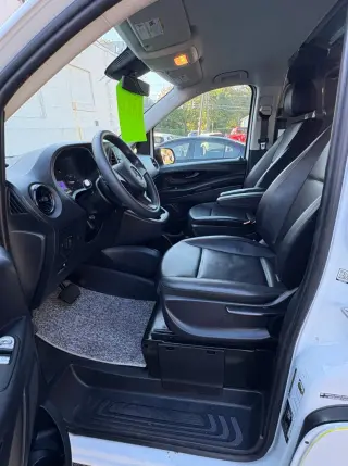 2021 MERCEDES-BENZ METRIS CARGO