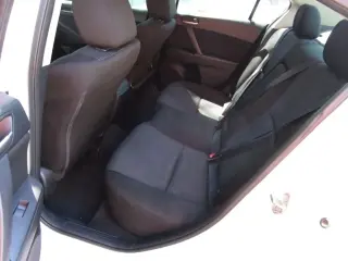 2012 MAZDA MAZDA3