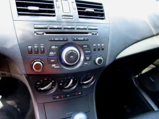 2012 MAZDA MAZDA3