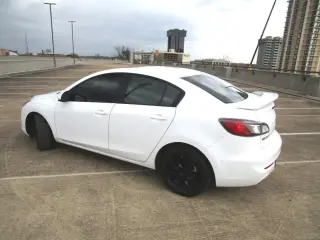2012 MAZDA MAZDA3