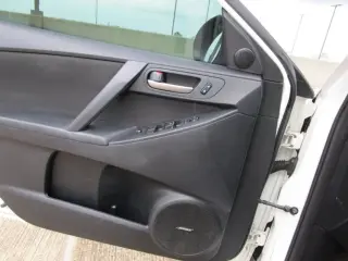 2012 MAZDA MAZDA3