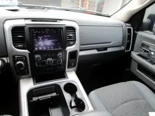 2019 RAM 1500 CLASSIC QUAD CAB