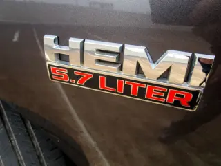 2019 RAM 1500 CLASSIC QUAD CAB