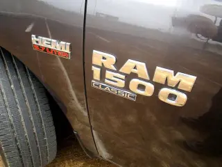2019 RAM 1500 CLASSIC QUAD CAB