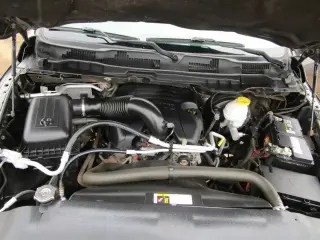 2019 RAM 1500 CLASSIC QUAD CAB