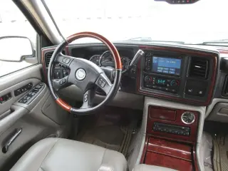 2006 CADILLAC ESCALADE