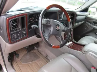 2006 CADILLAC ESCALADE