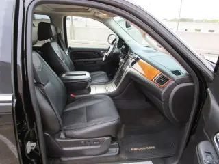 2013 CADILLAC ESCALADE ESV