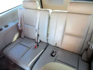 2011 CADILLAC ESCALADE ESV