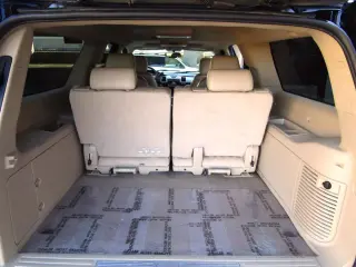 2011 CADILLAC ESCALADE ESV