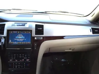 2011 CADILLAC ESCALADE ESV
