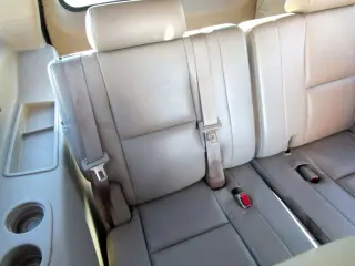 2011 CADILLAC ESCALADE ESV