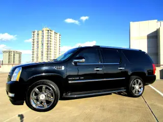 2011 CADILLAC ESCALADE ESV