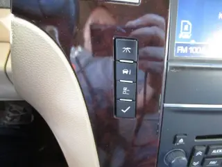 2011 CADILLAC ESCALADE ESV