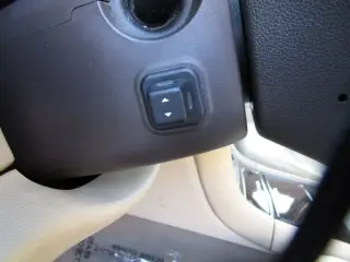 2011 CADILLAC ESCALADE ESV
