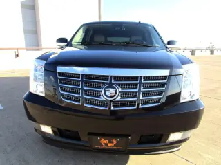 2011 CADILLAC ESCALADE ESV
