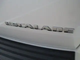 2011 CADILLAC ESCALADE ESV