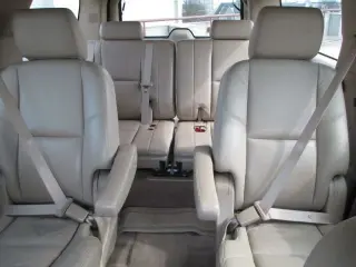 2011 CADILLAC ESCALADE ESV