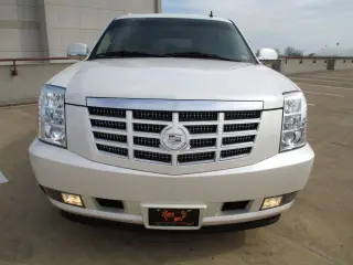 2011 CADILLAC ESCALADE ESV