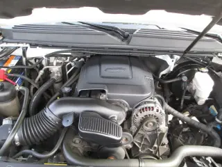 2011 CADILLAC ESCALADE ESV