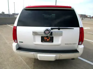 2011 CADILLAC ESCALADE ESV