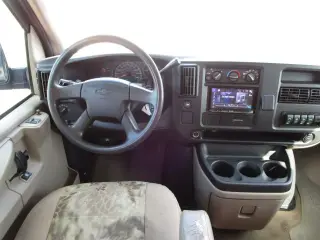 2006 CHEVROLET EXPRESS 1500 PASSENGER