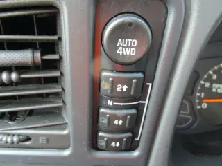 2005 CHEVROLET SILVERADO 1500 CREW CAB