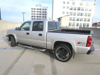 2005 CHEVROLET SILVERADO 1500 CREW CAB