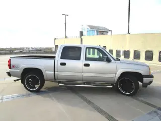 2005 CHEVROLET SILVERADO 1500 CREW CAB
