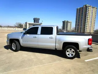 2017 CHEVROLET SILVERADO 1500 CREW CAB