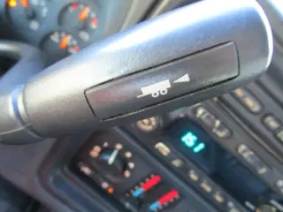 2004 CHEVROLET SILVERADO 2500 HD CREW CAB