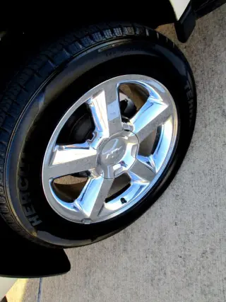 2013 CHEVROLET SUBURBAN 1500
