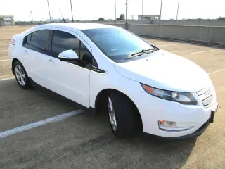 2013 CHEVROLET VOLT