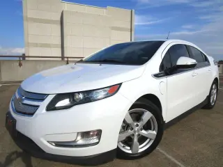 2013 CHEVROLET VOLT