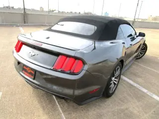 2017 FORD MUSTANG