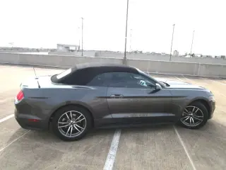 2017 FORD MUSTANG