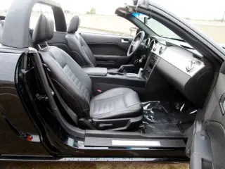2006 FORD MUSTANG