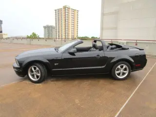 2006 FORD MUSTANG