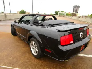 2006 FORD MUSTANG