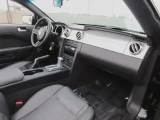 2006 FORD MUSTANG