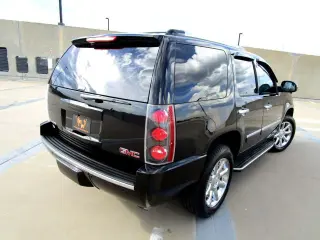 2013 GMC YUKON