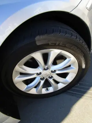 2012 HYUNDAI GENESIS