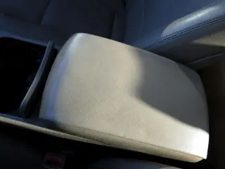 2012 HYUNDAI GENESIS