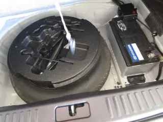 2012 HYUNDAI GENESIS